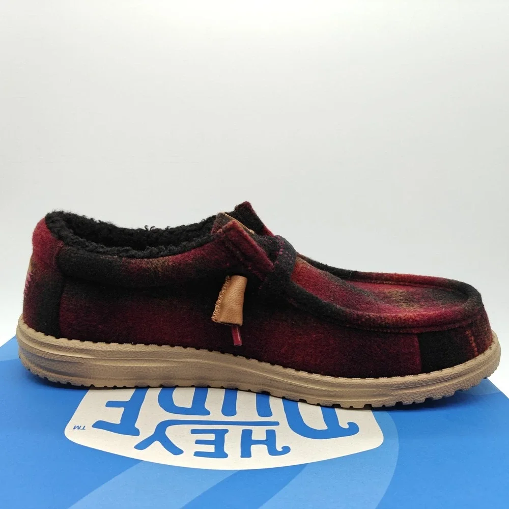 HEYDUDE Wally Cozy Plaid Men's Size 8 Red Plaid Black Slip On Shoes 44341-6RQ